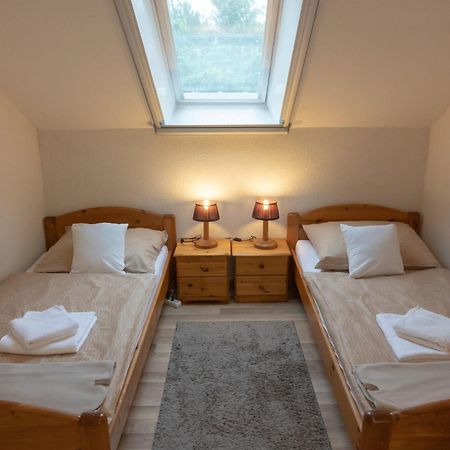 Rent A Scooter Vendeghaz Apartment Zamárdi Екстериор снимка