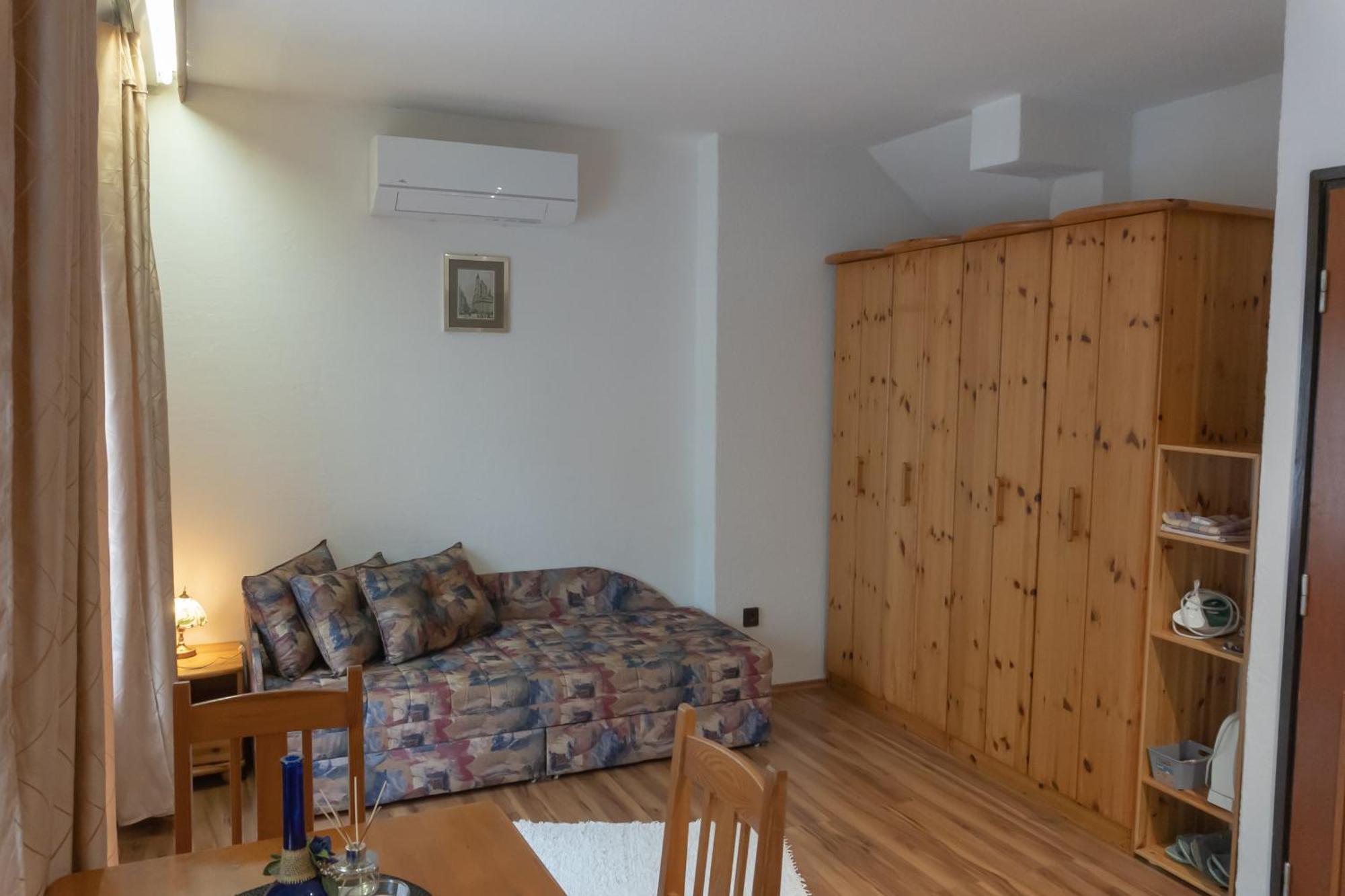 Rent A Scooter Vendeghaz Apartment Zamárdi Екстериор снимка